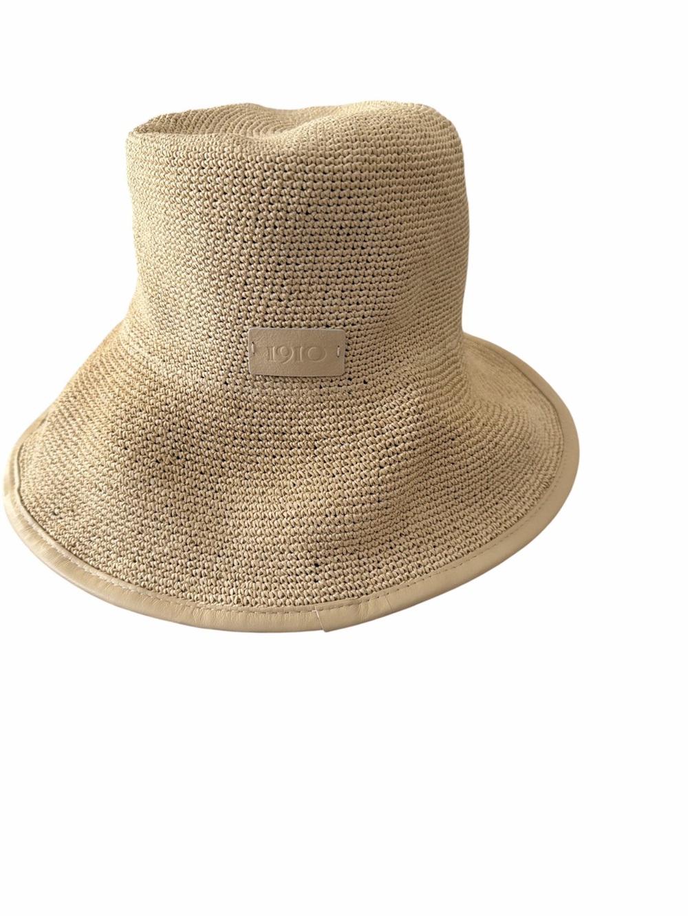 NWOT Catarzi 1910 Straw Bucket Hat in Beige
